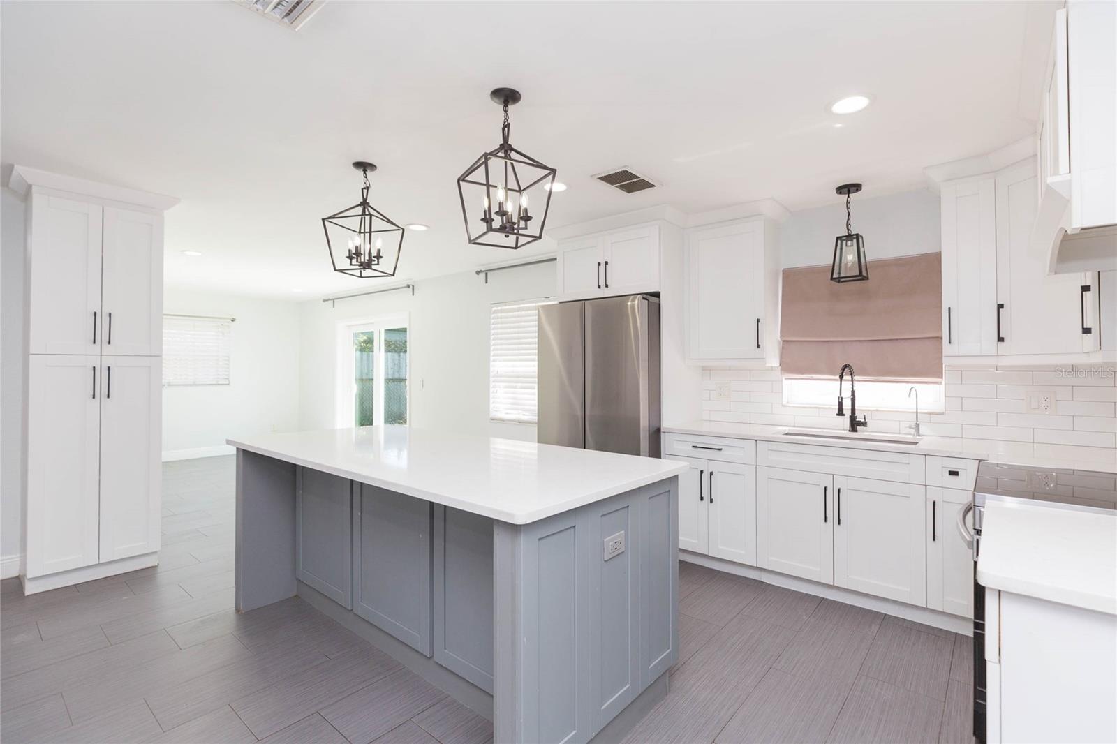 WOODBERY ESTATES - Residential Lease