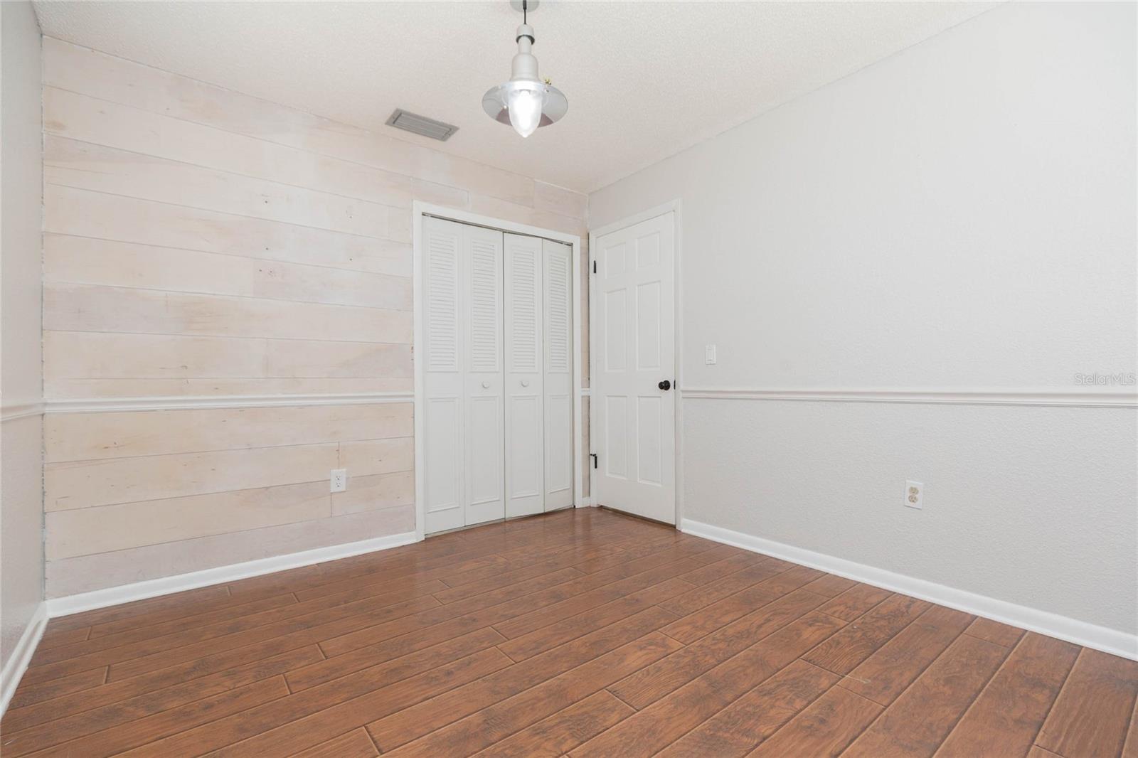 WOODBERY ESTATES - Residential Lease