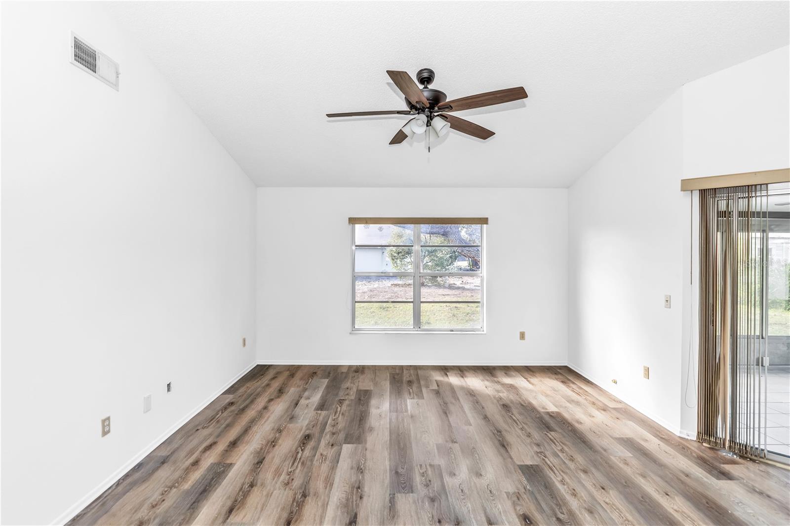 DELTONA LAKES UNIT 32 - Residential