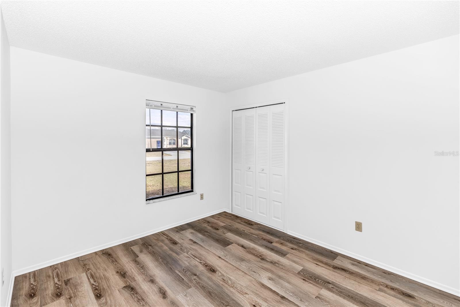 DELTONA LAKES UNIT 32 - Residential