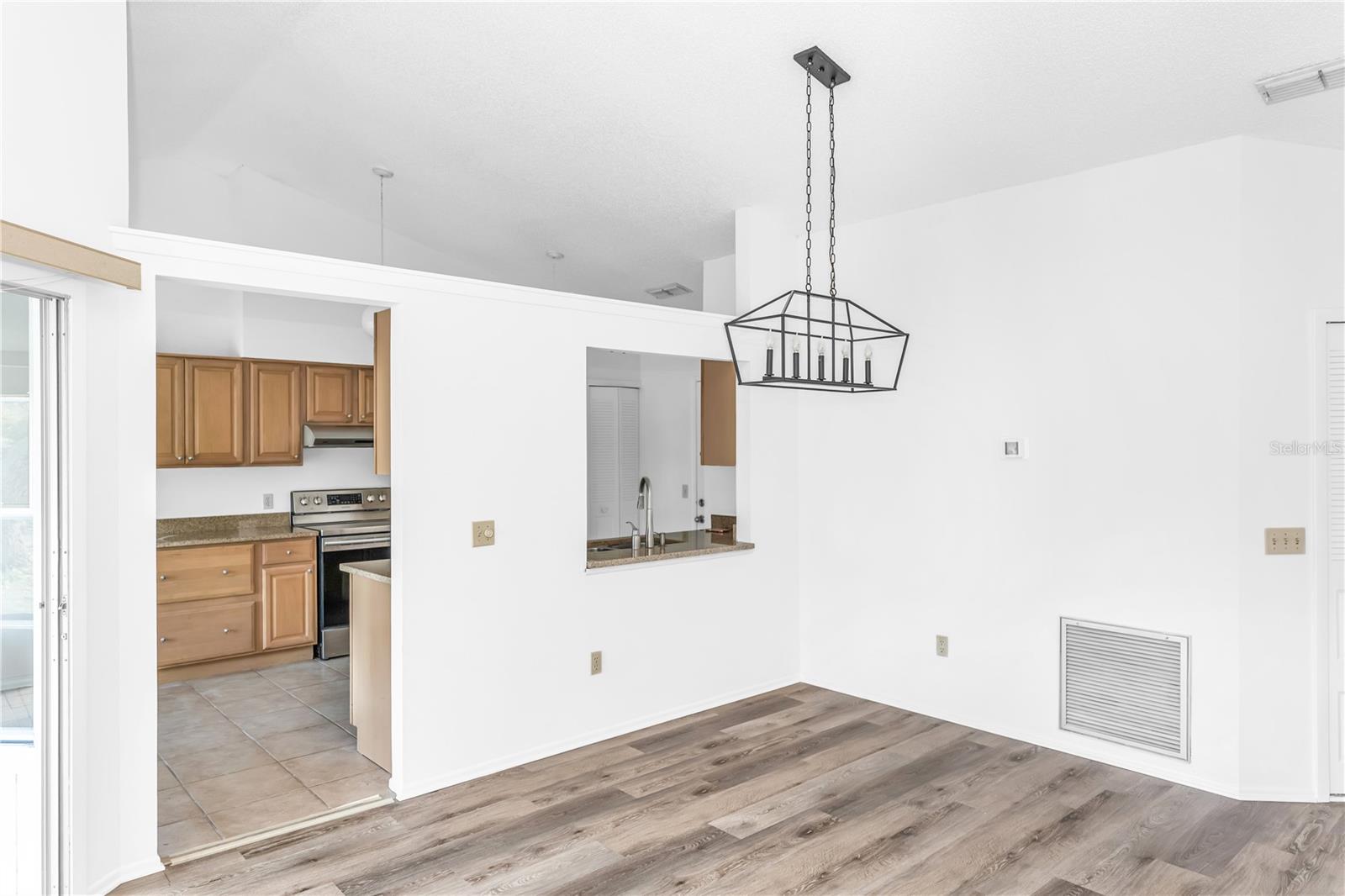 DELTONA LAKES UNIT 32 - Residential