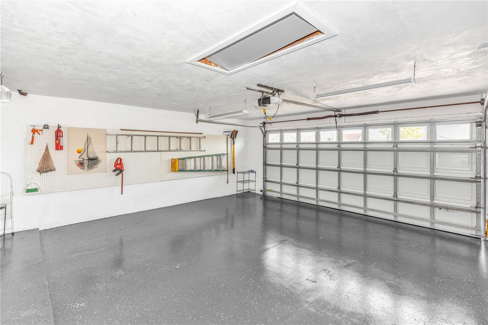 DELTONA LAKES UNIT 32 - Residential