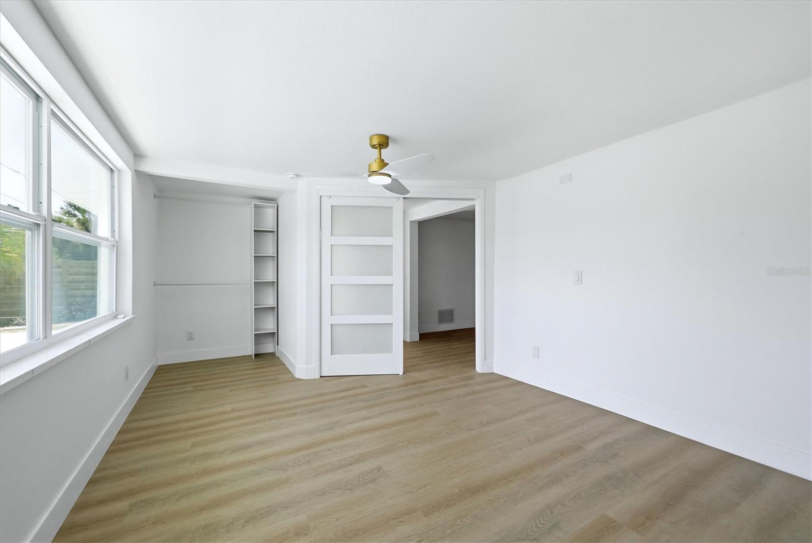 SOUTH VENICE - Residential