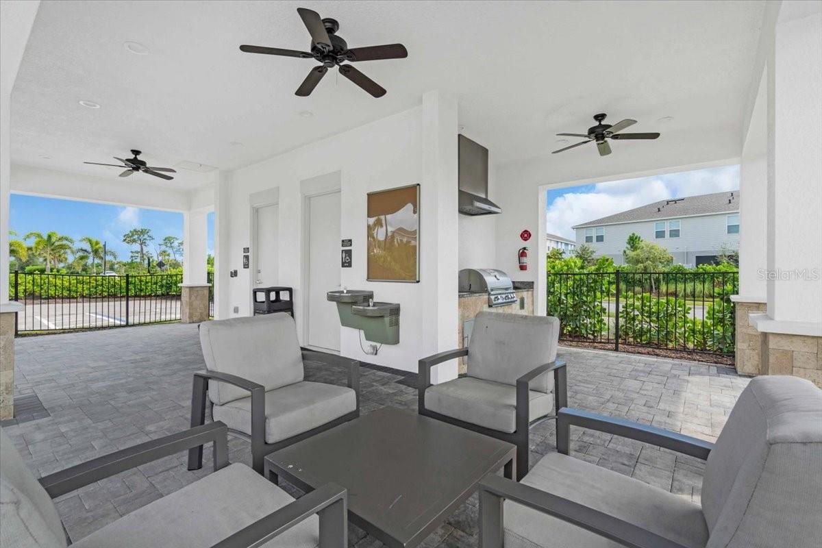 SKYE RANCH NBRHD TWO TWNHMS - Residential