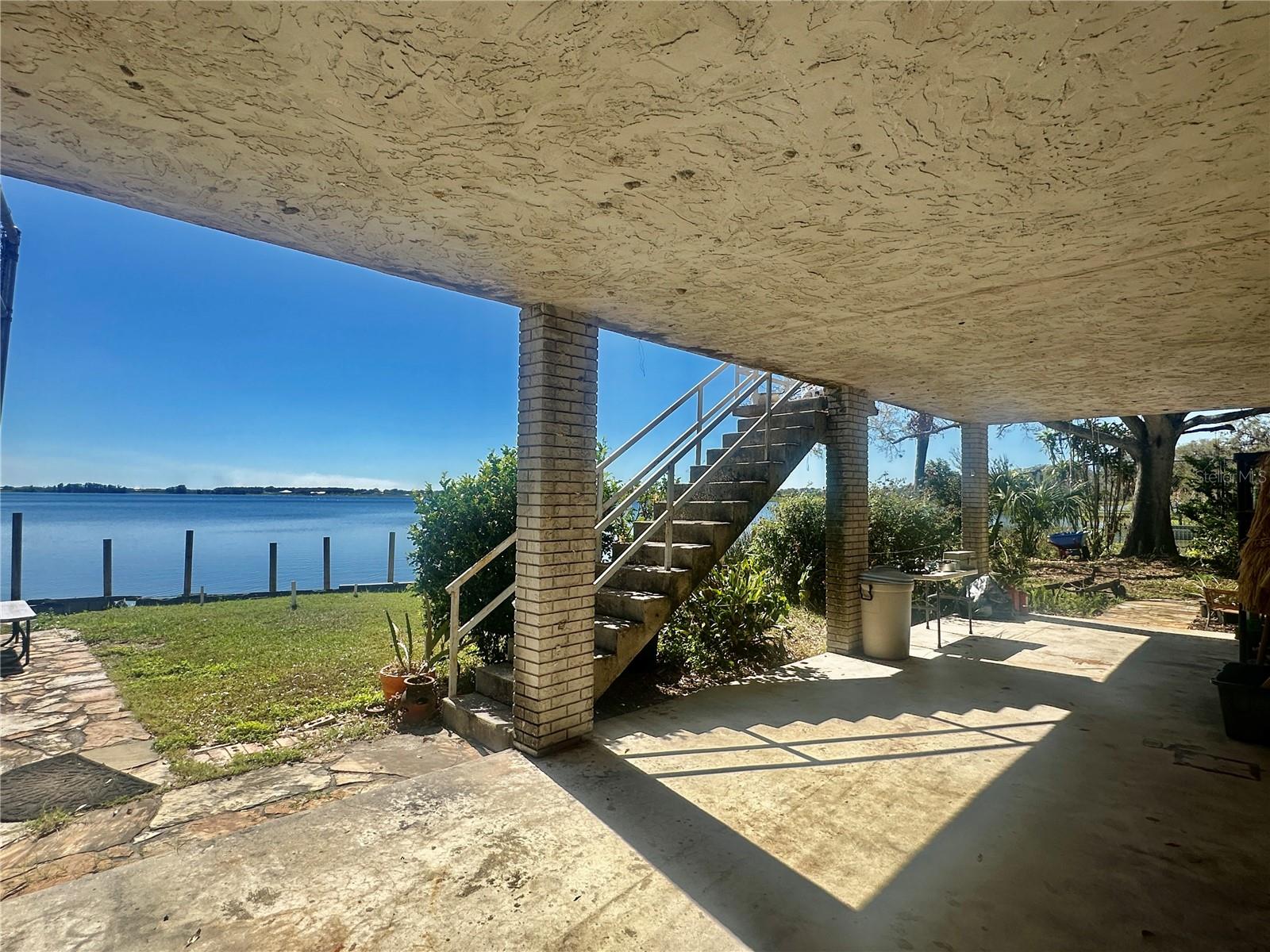 NOT IN A SUBDIVISION - Residential