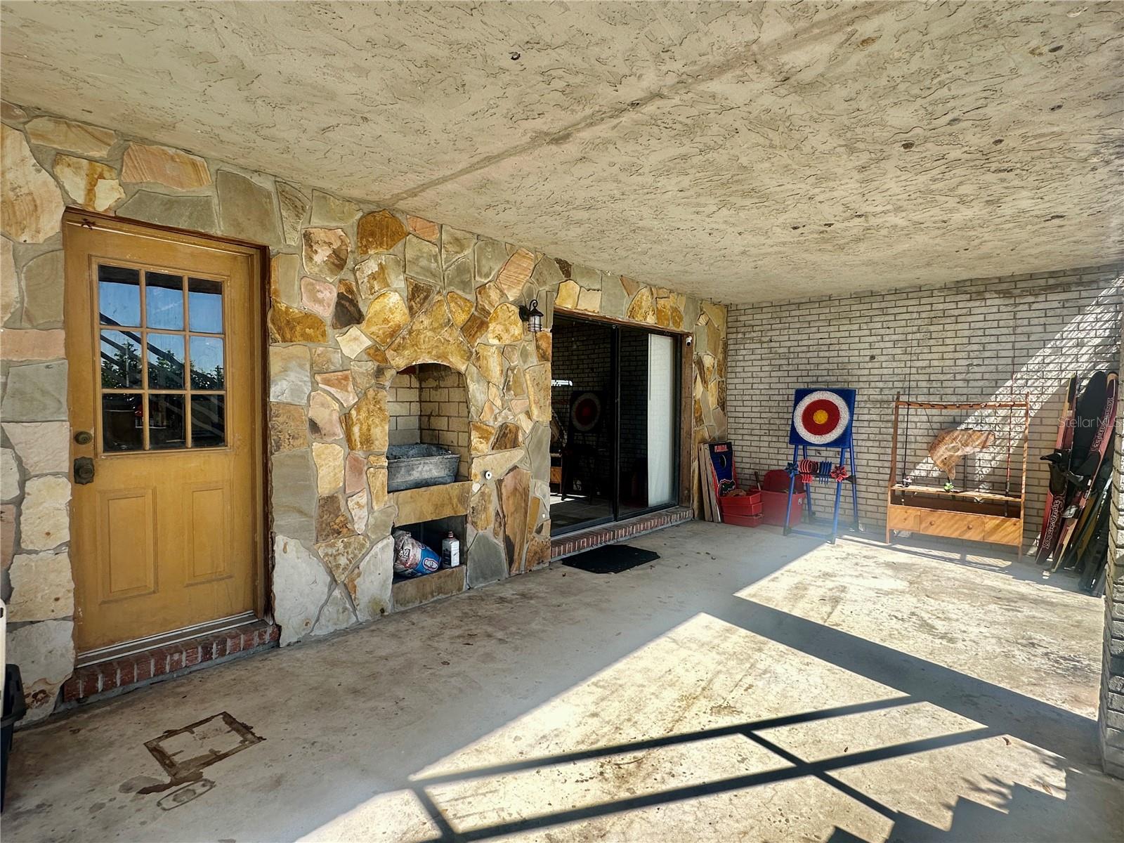 NOT IN A SUBDIVISION - Residential