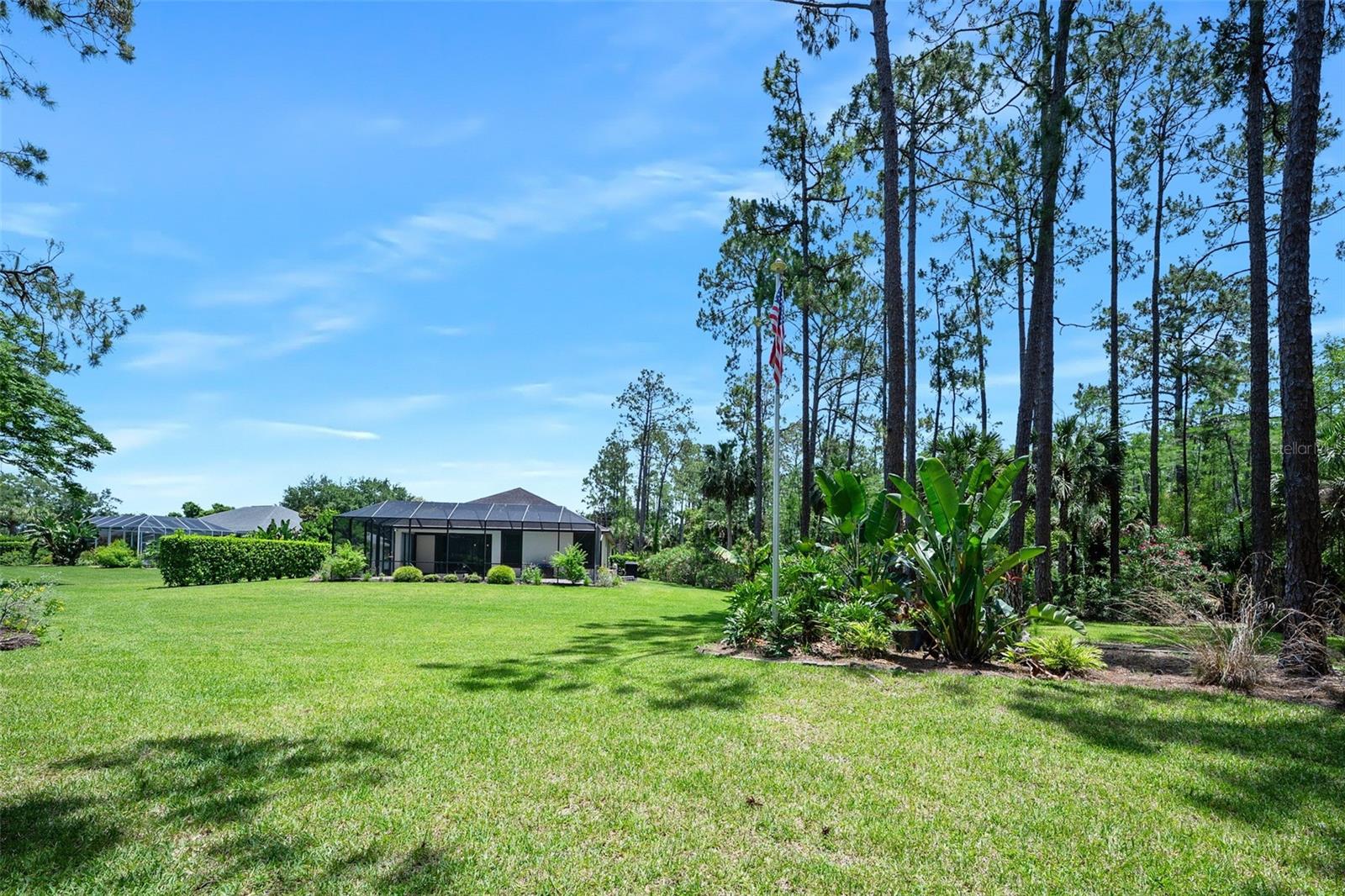 27 BAY COURT