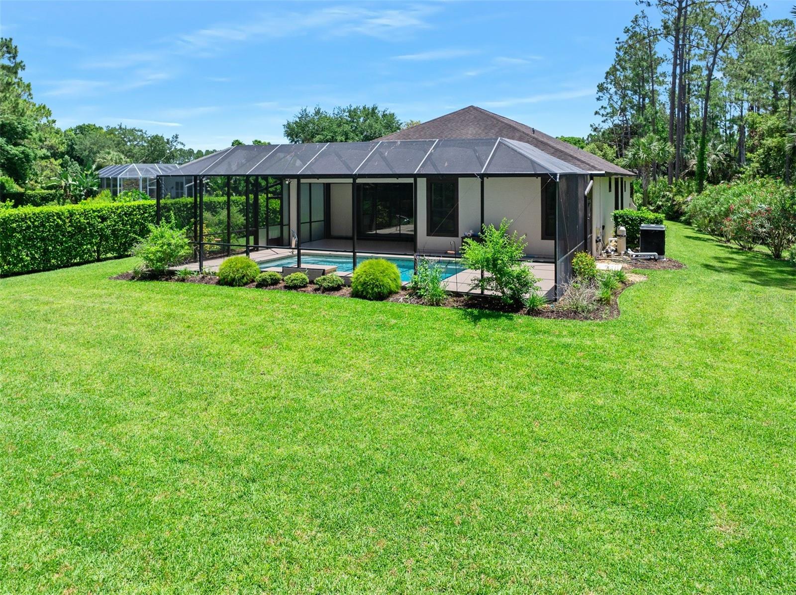 27 BAY COURT
