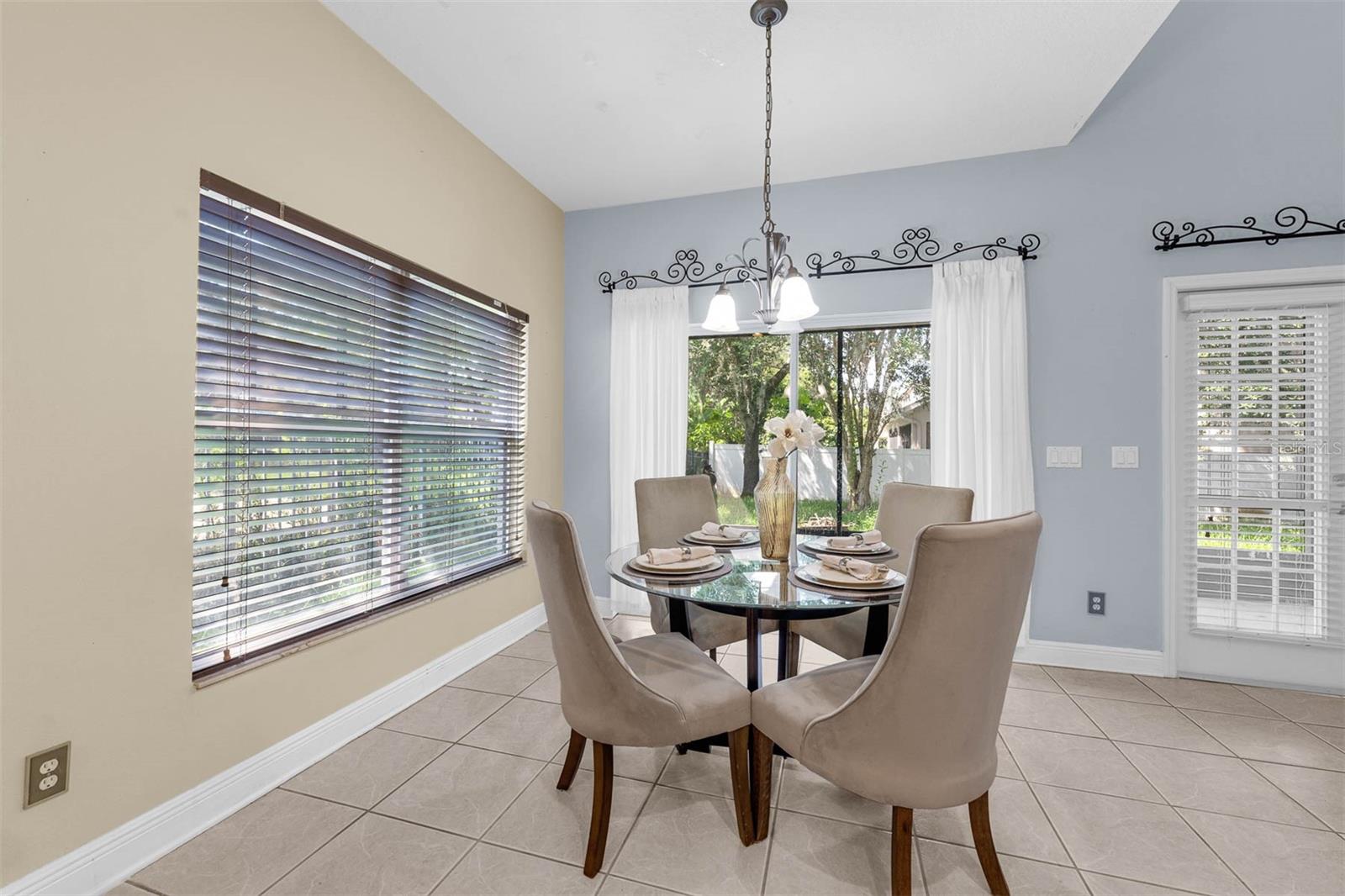 WEST POINT COMMONS - Residential