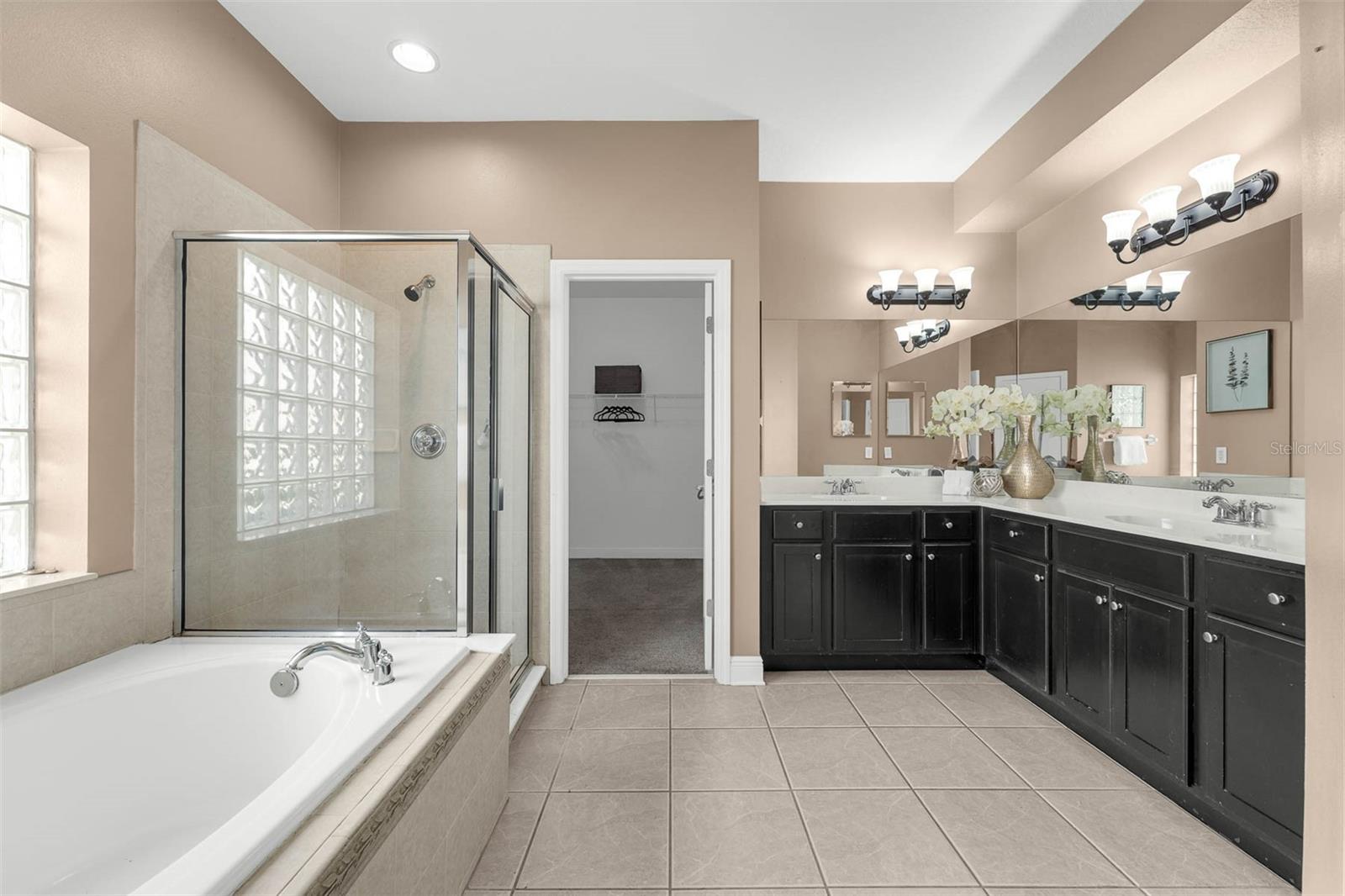 WEST POINT COMMONS - Residential