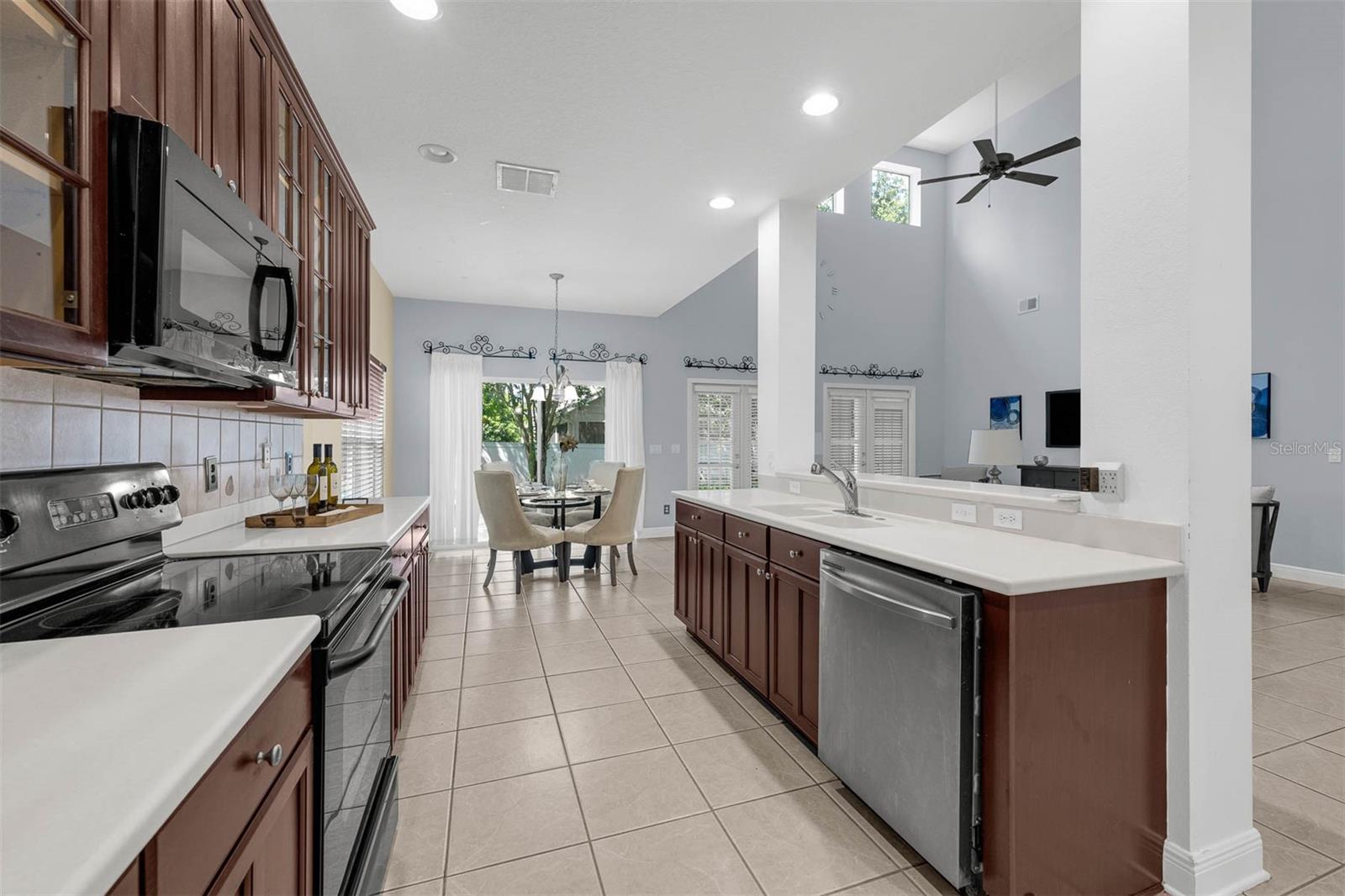 WEST POINT COMMONS - Residential