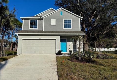 A home in FRUITLAND PARK