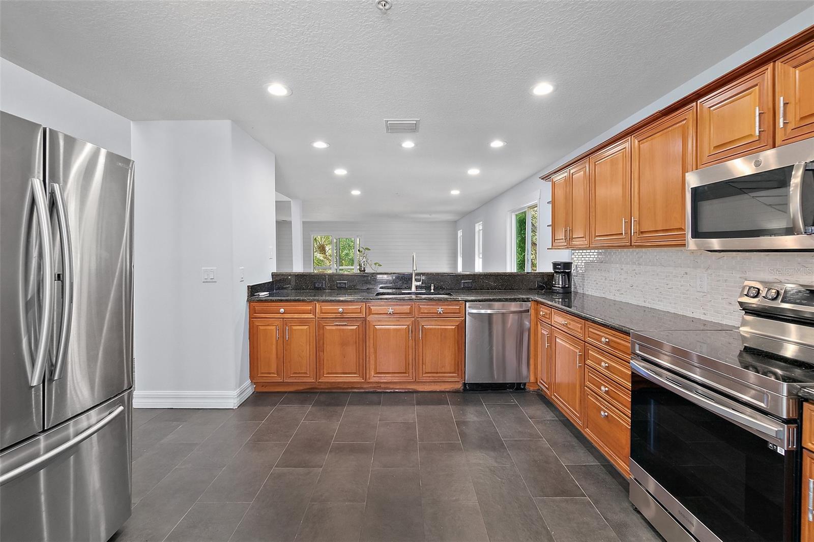 ATLANTA BEACH - Residential