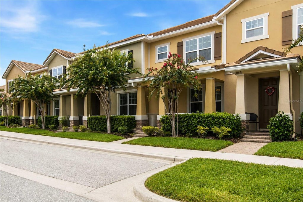 Photo of 11425 Brownstone Street, Windermere, FL 34786 (MLS # O6430411)