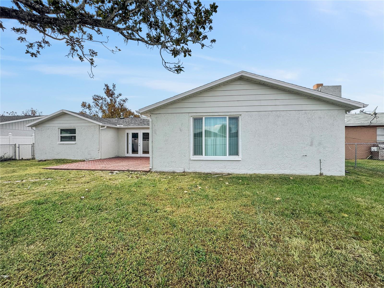 SHADOW RIDGE - Residential Lease