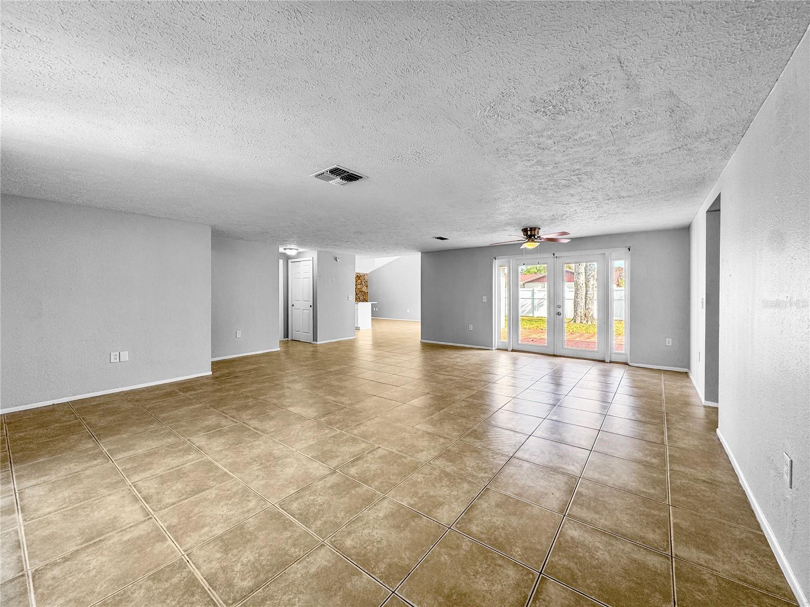 SHADOW RIDGE - Residential Lease