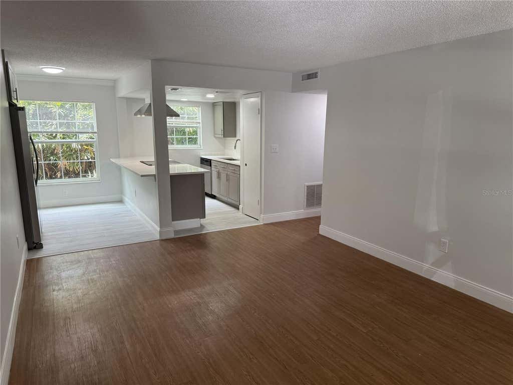 Photo of 726 Edgewater Drive #2, Orlando, FL 32804 (MLS # O6421317)