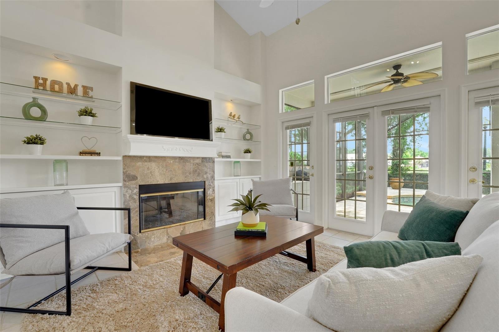 HEATHROW/BRAMPTON COVE - Residential