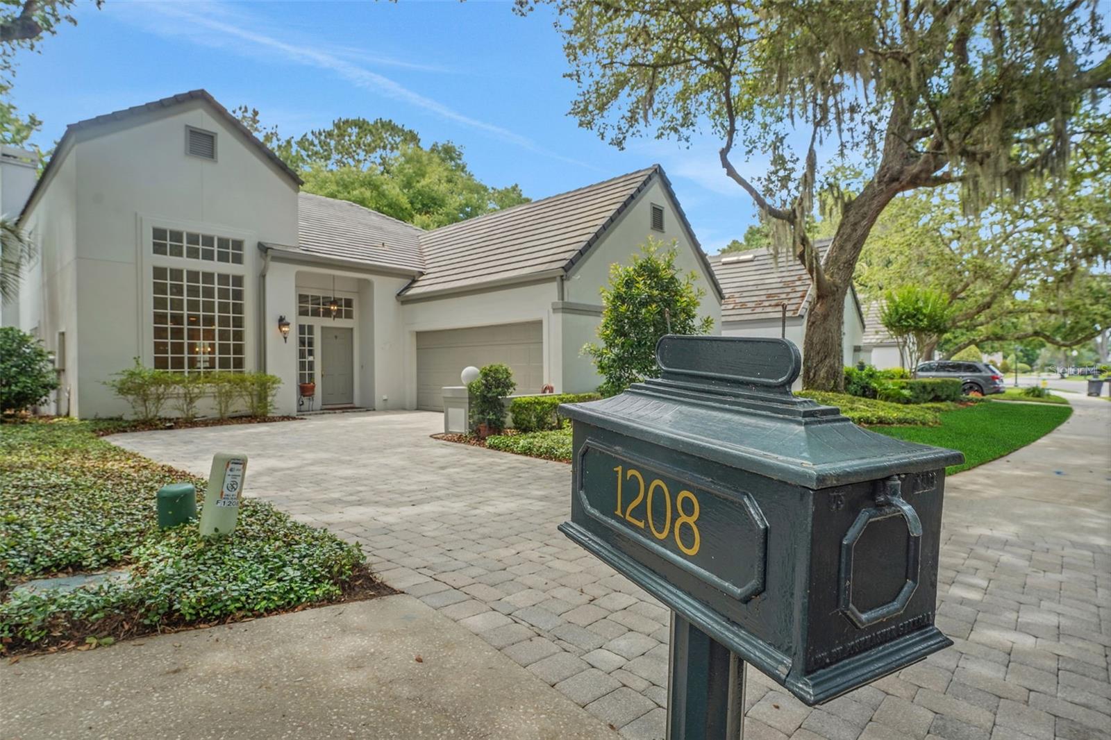 1208 BRAMPTON PLACE