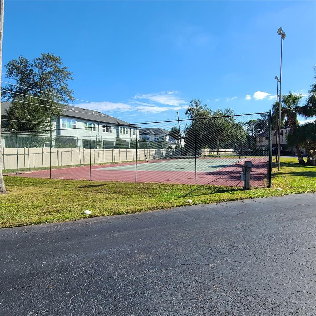 GARDENS THE CONDO - Residential