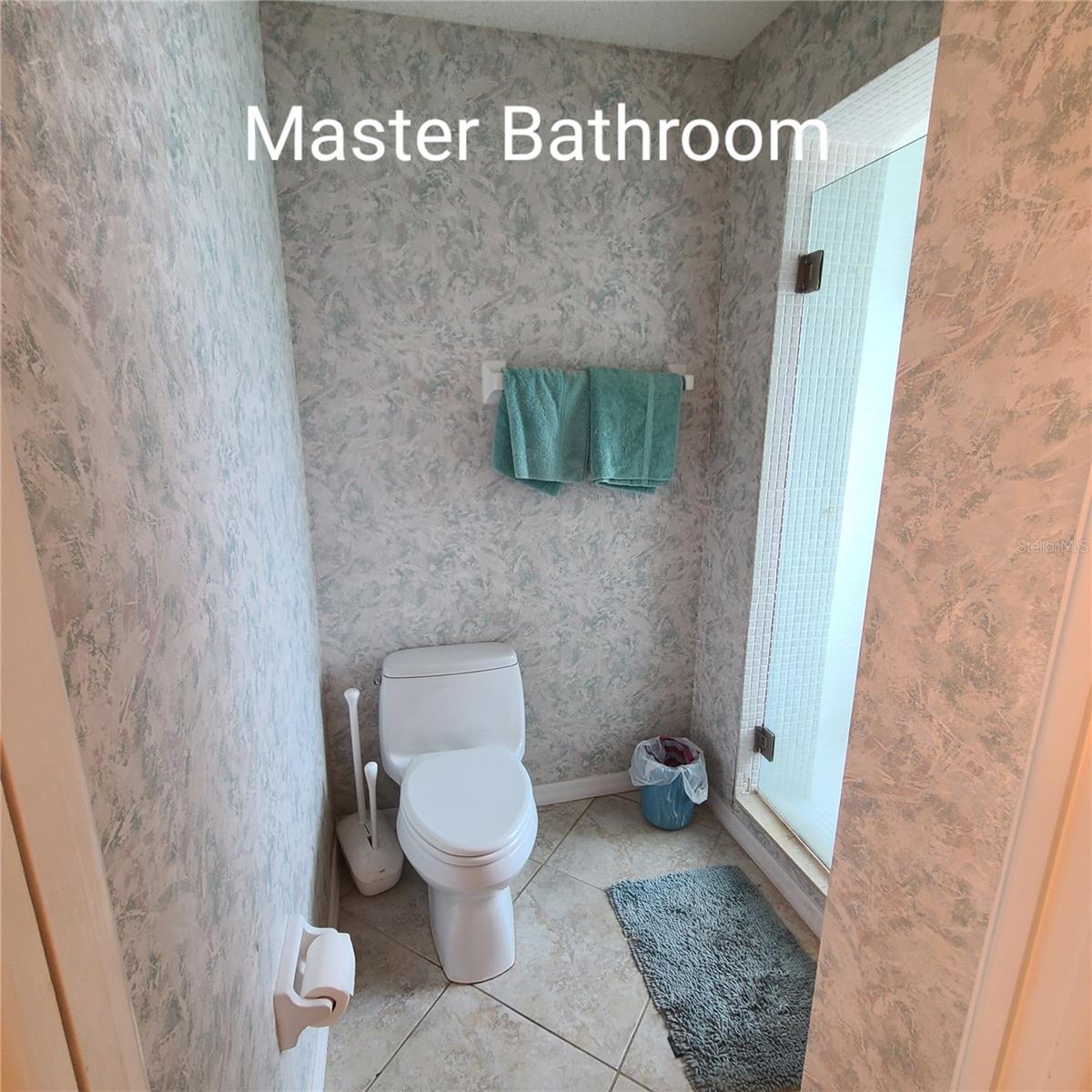 GARDENS THE CONDO - Residential