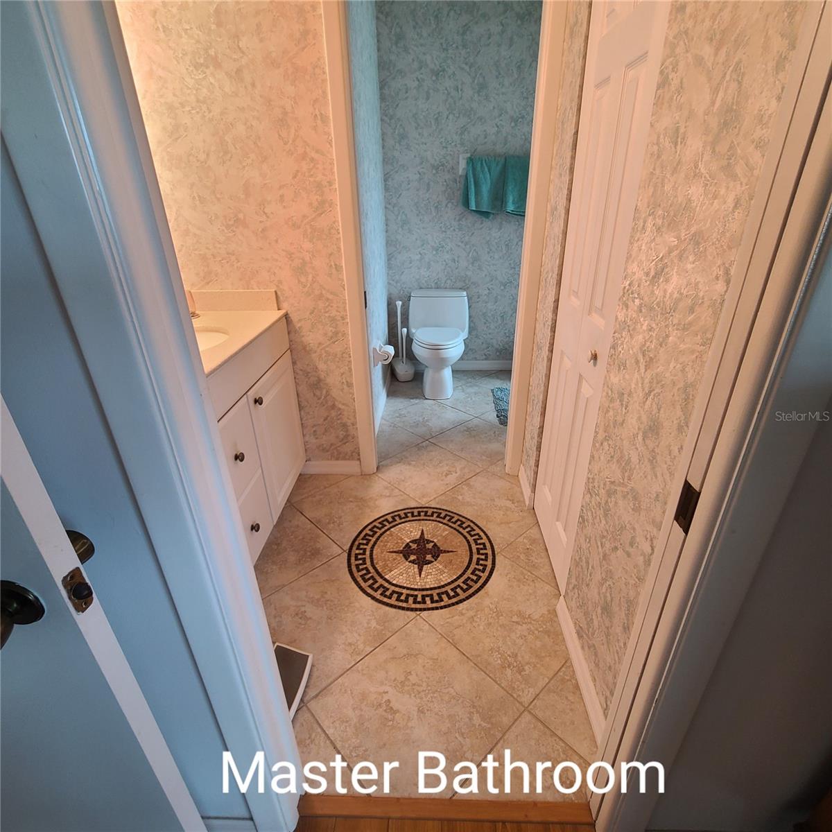 GARDENS THE CONDO - Residential