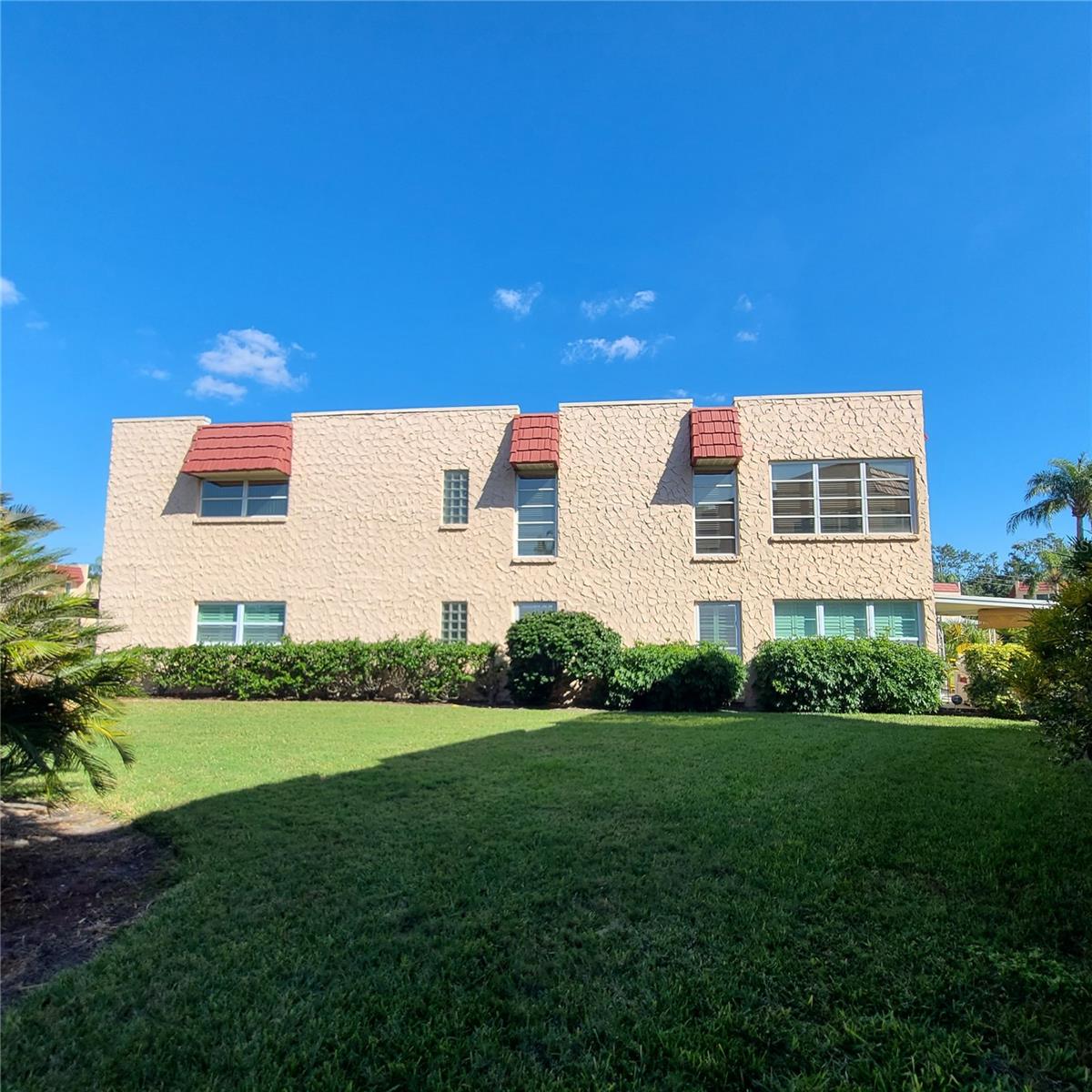 GARDENS THE CONDO - Residential