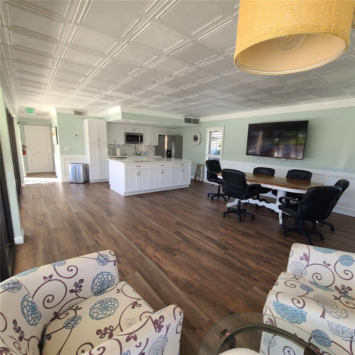 GARDENS THE CONDO - Residential