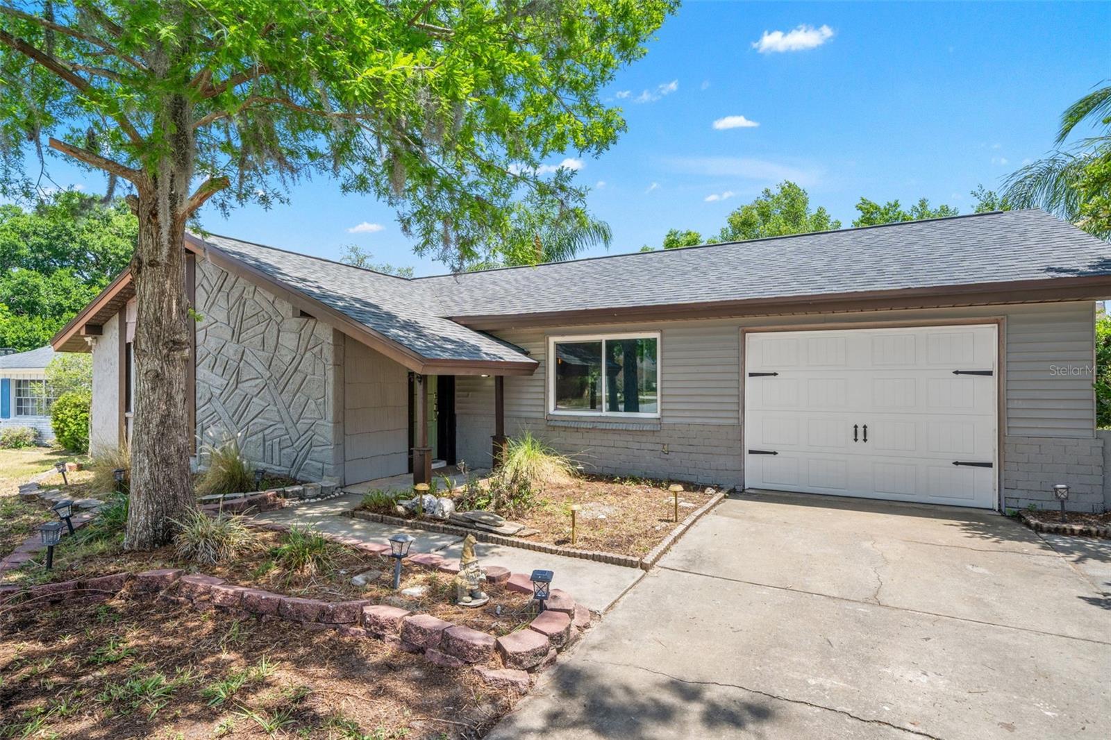 BEACON WOODS VILLAGE - Residential