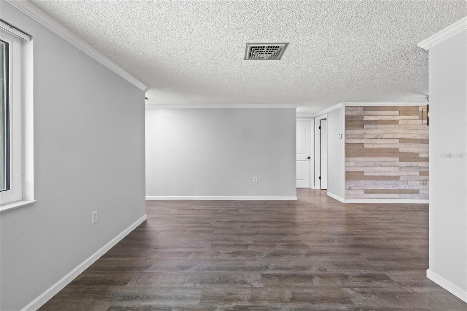 BEACON WOODS VILLAGE - Residential
