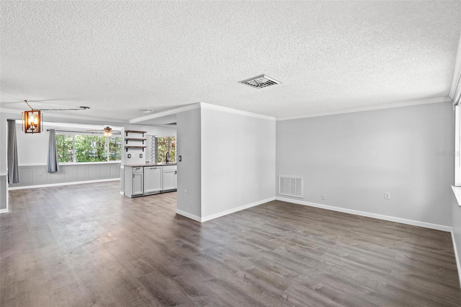 BEACON WOODS VILLAGE - Residential