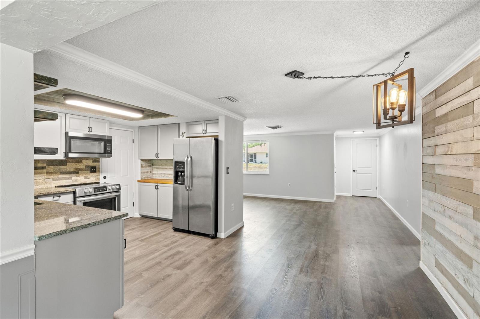 BEACON WOODS VILLAGE - Residential