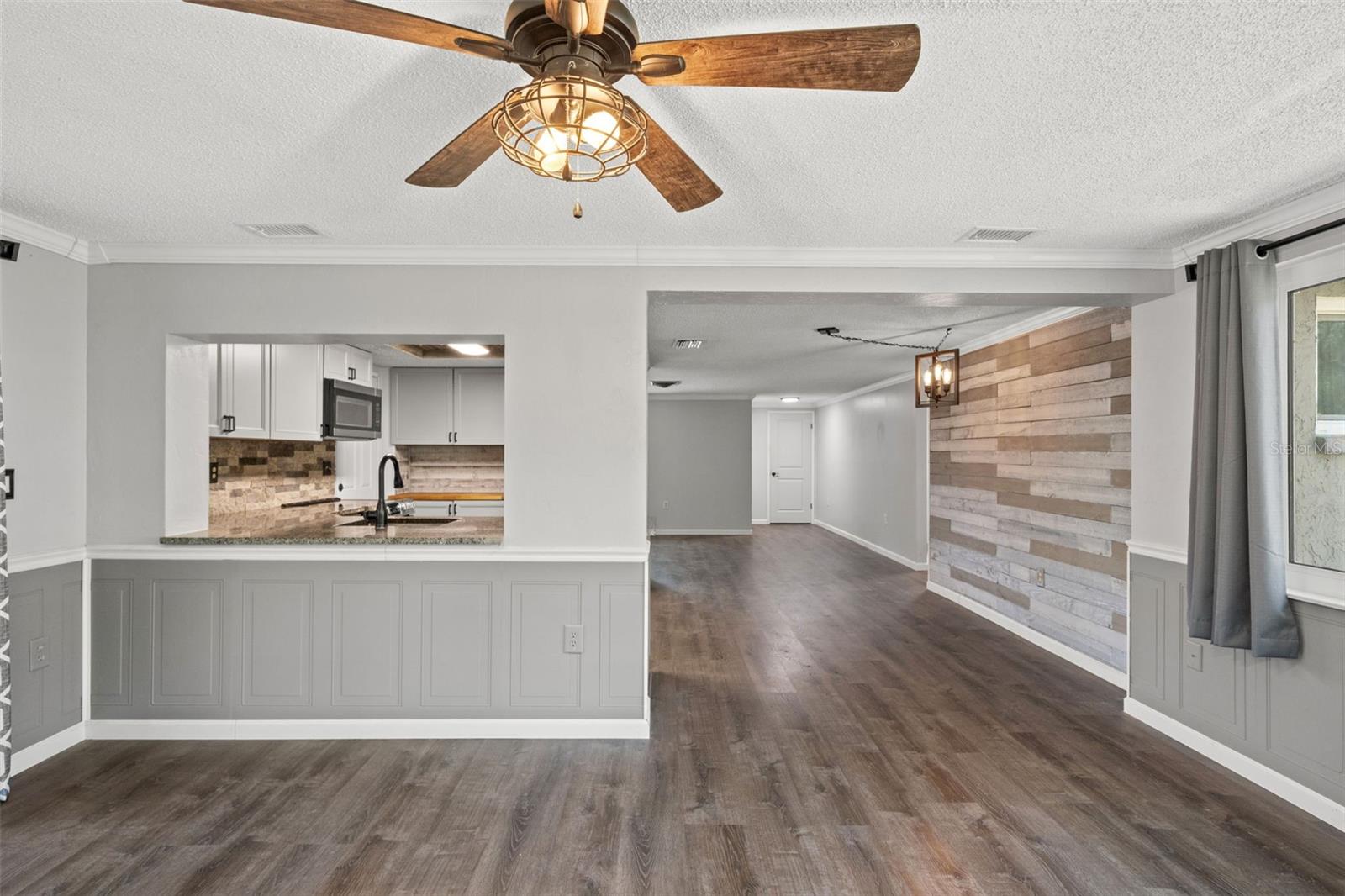 BEACON WOODS VILLAGE - Residential