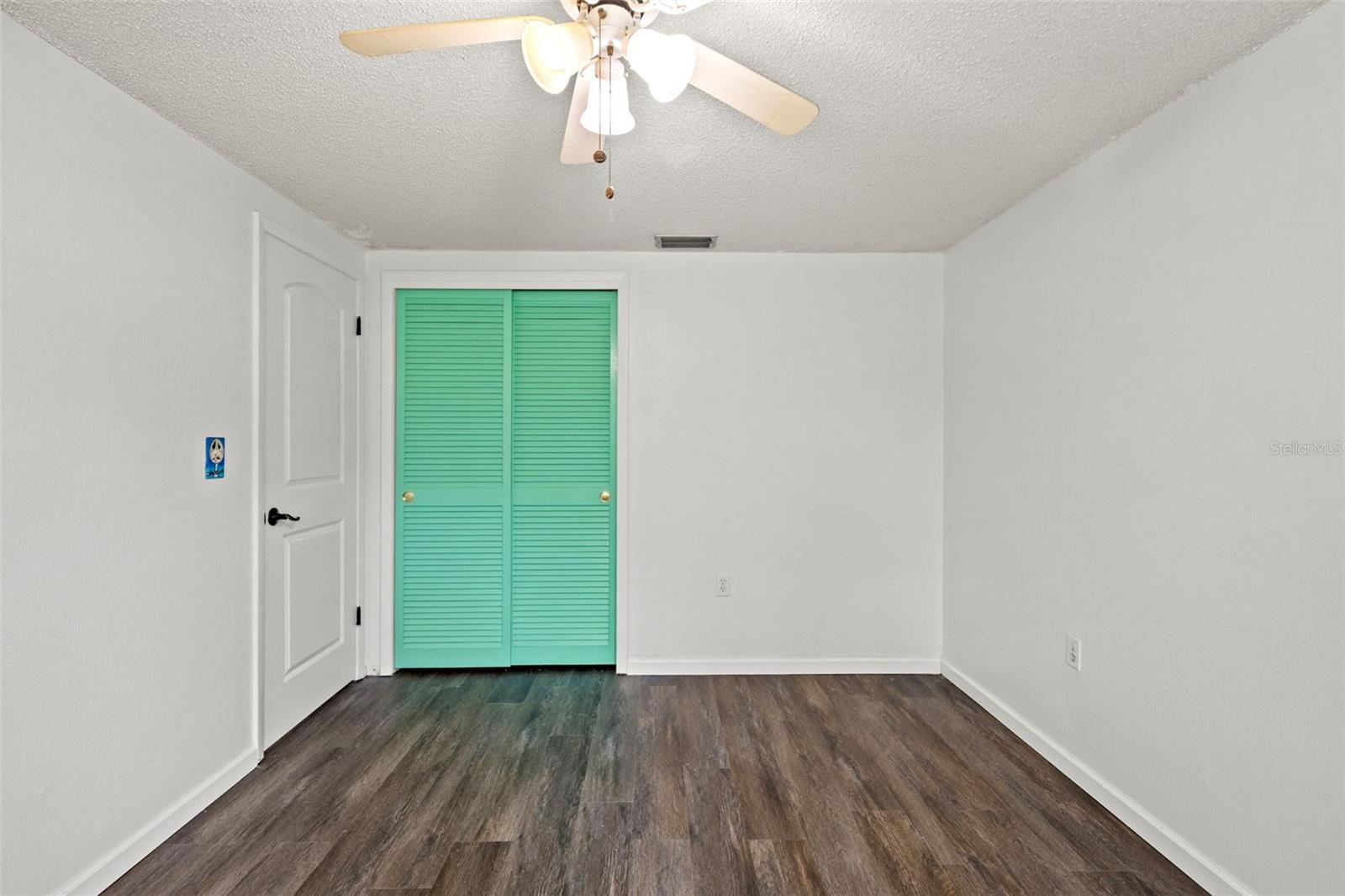 BEACON WOODS VILLAGE - Residential