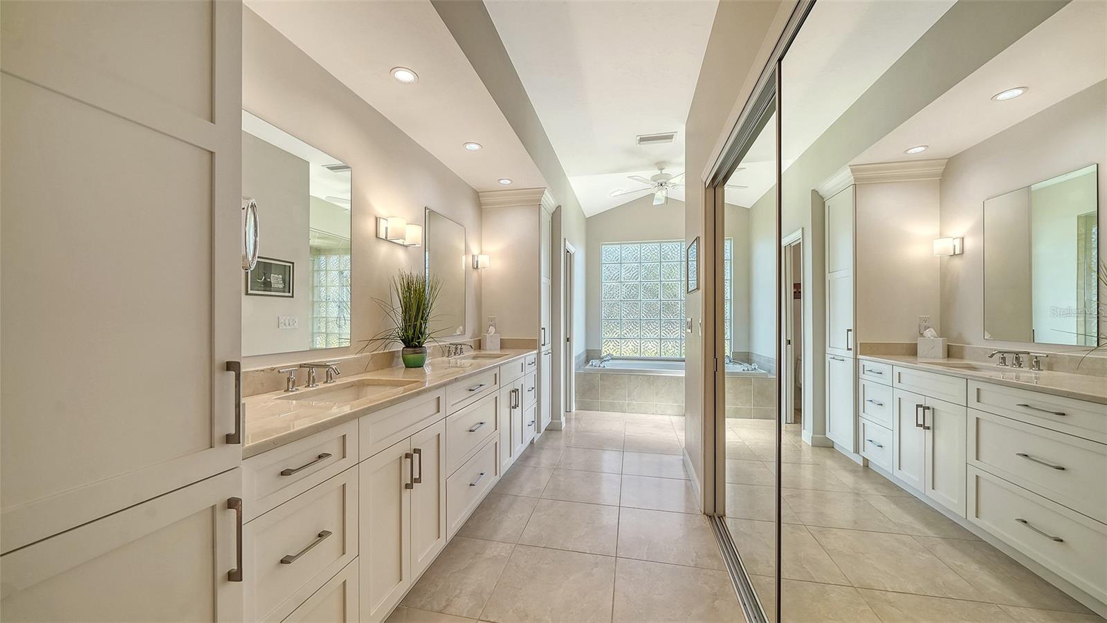 DEER CREEK - Residential