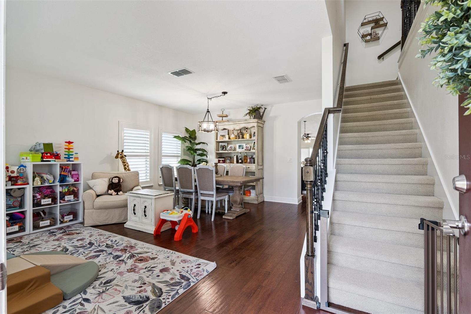 3522 HEART PINE LOOP
