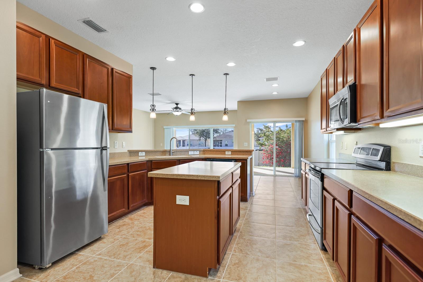 BAHIA LAKES PH 2 - Residential