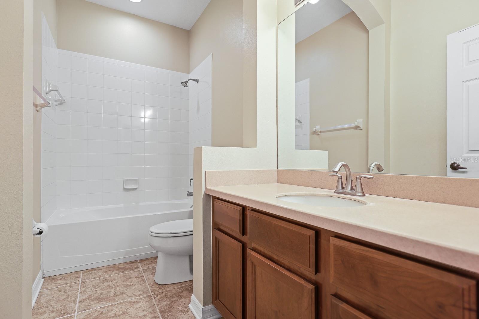 BAHIA LAKES PH 2 - Residential