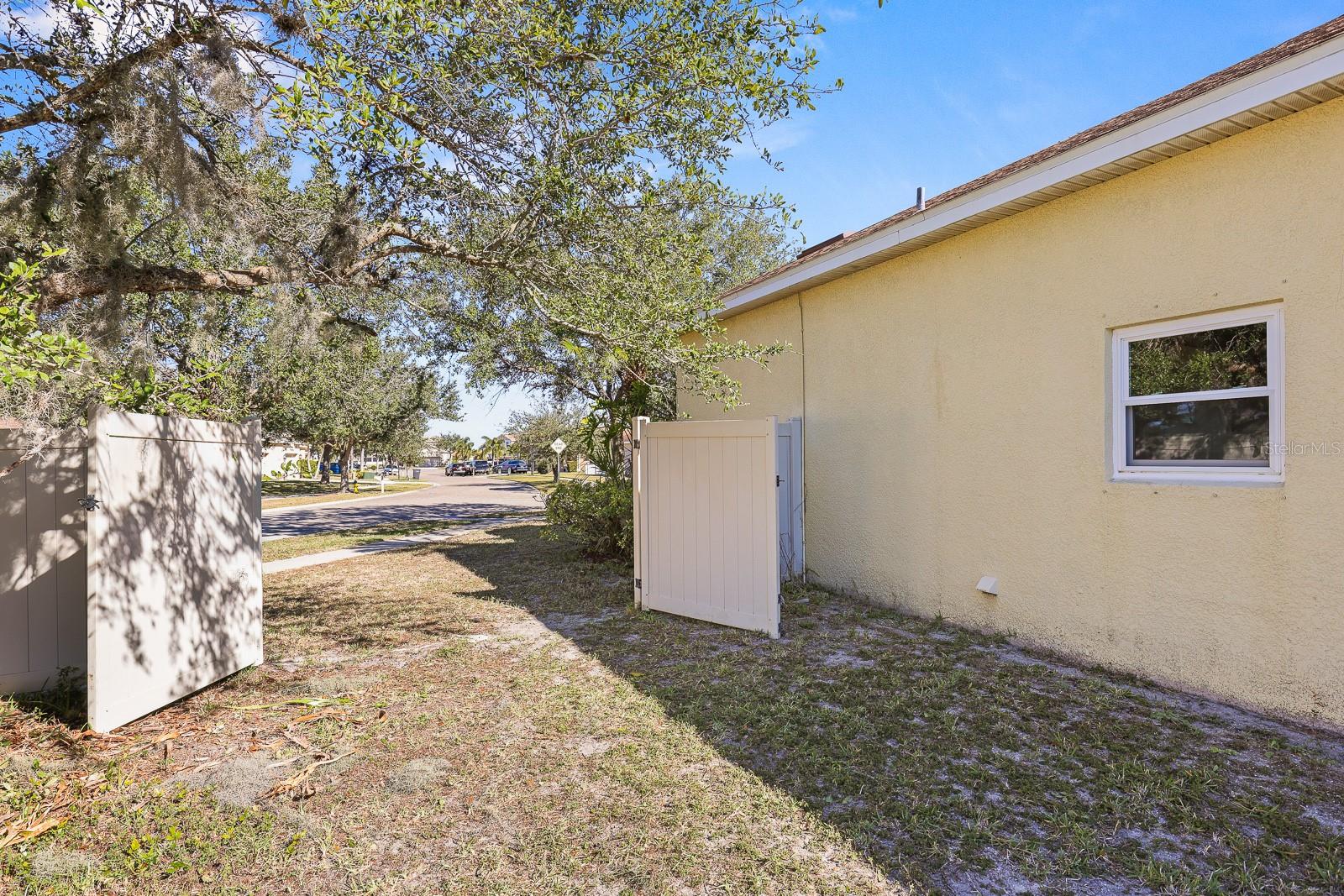 BAHIA LAKES PH 2 - Residential