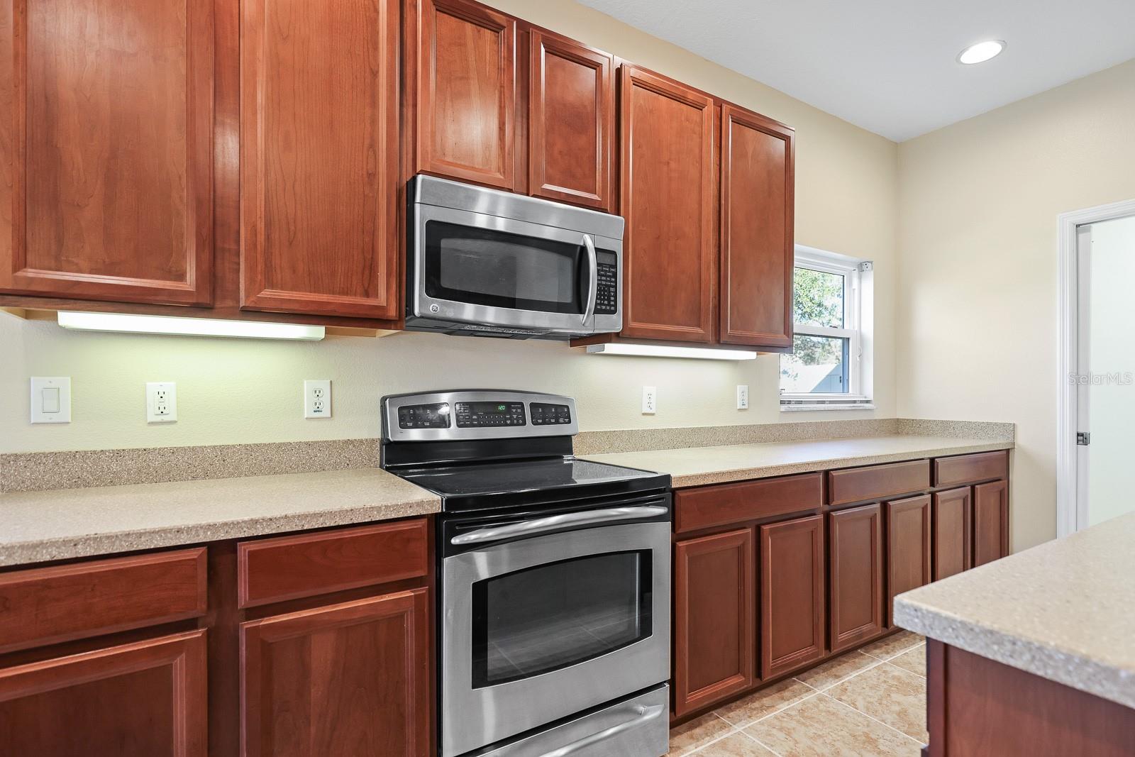 BAHIA LAKES PH 2 - Residential