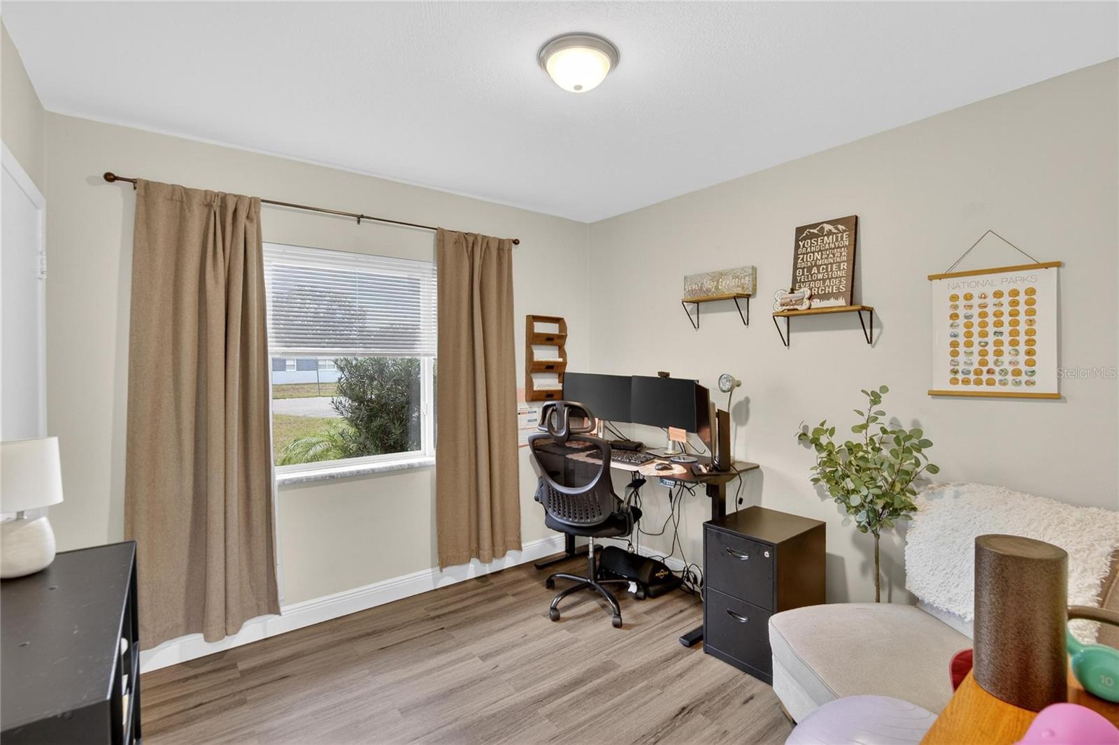 WESTGATE MANOR 1ST ADD BLK 3, LOT 21 - Residential