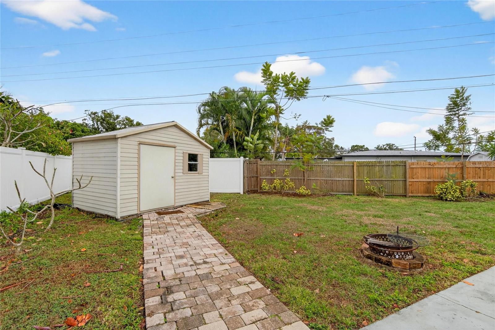 WESTGATE MANOR 1ST ADD BLK 3, LOT 21 - Residential