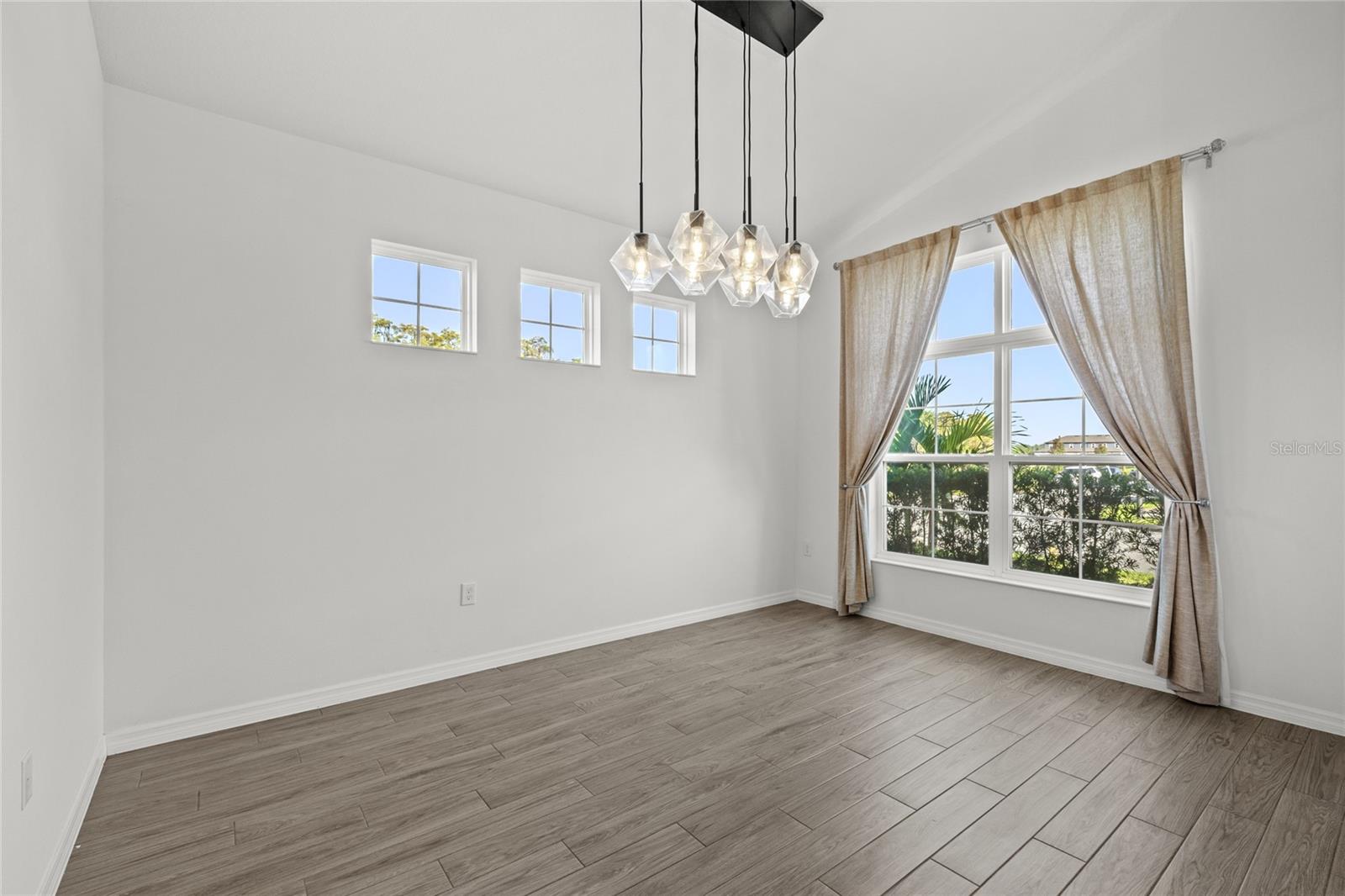 ENCORE/OVATION PH 4B - Residential