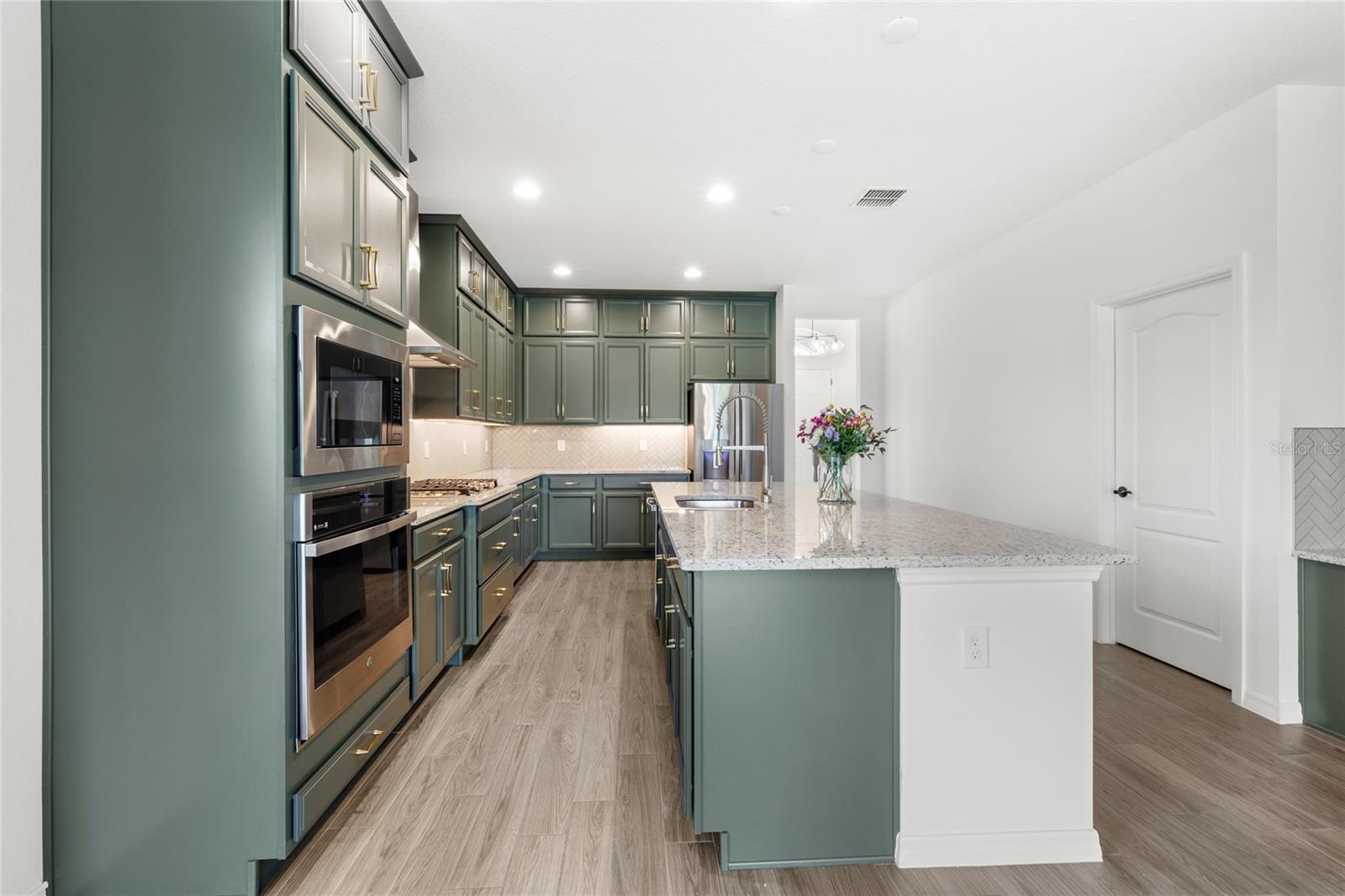 ENCORE/OVATION PH 4B - Residential