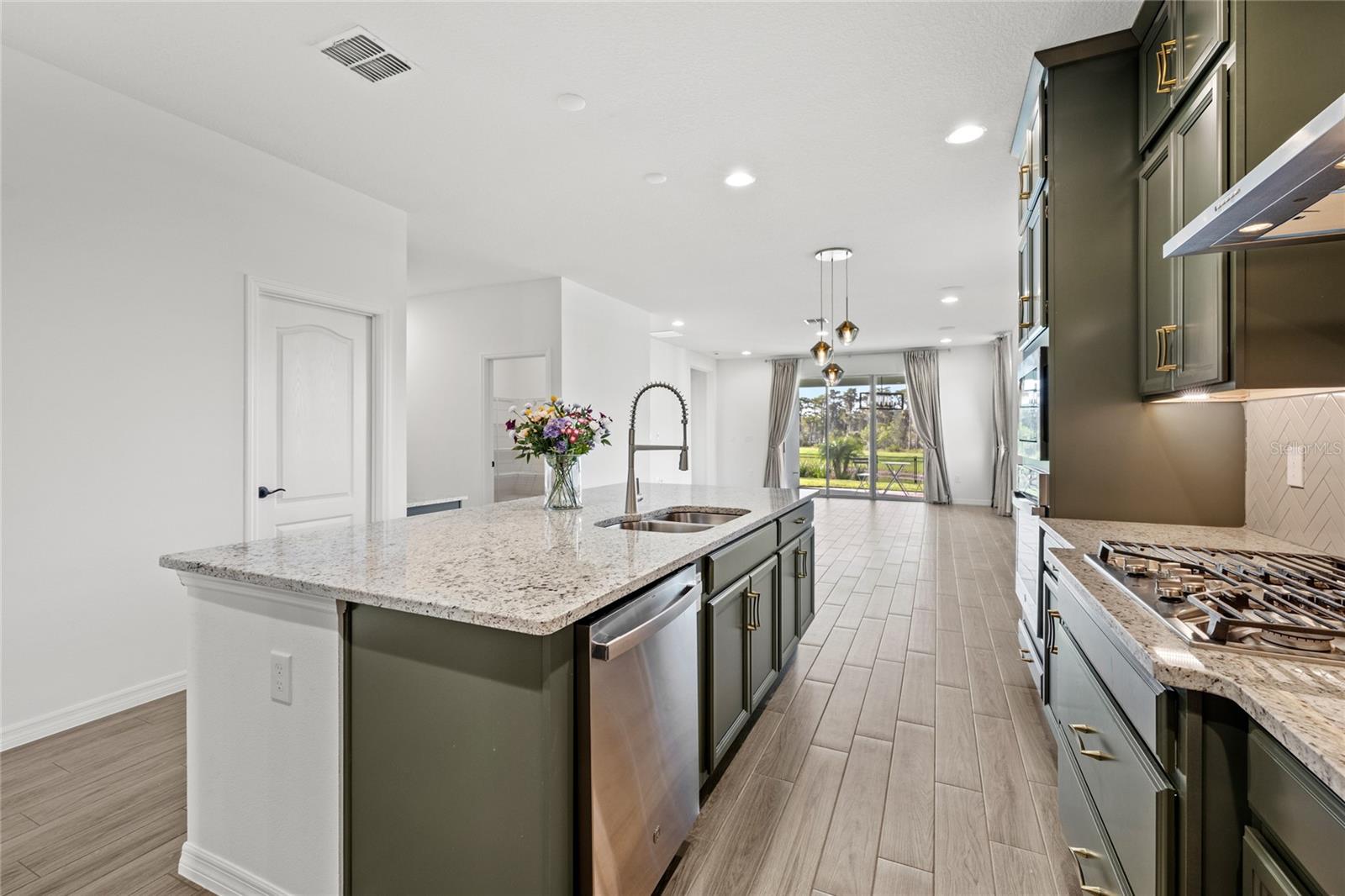 ENCORE/OVATION PH 4B - Residential