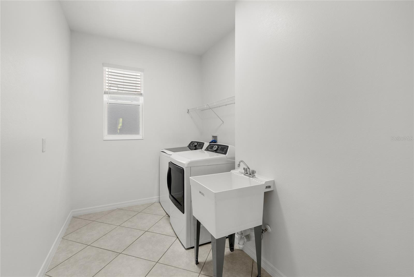 ENCORE/OVATION PH 4B - Residential