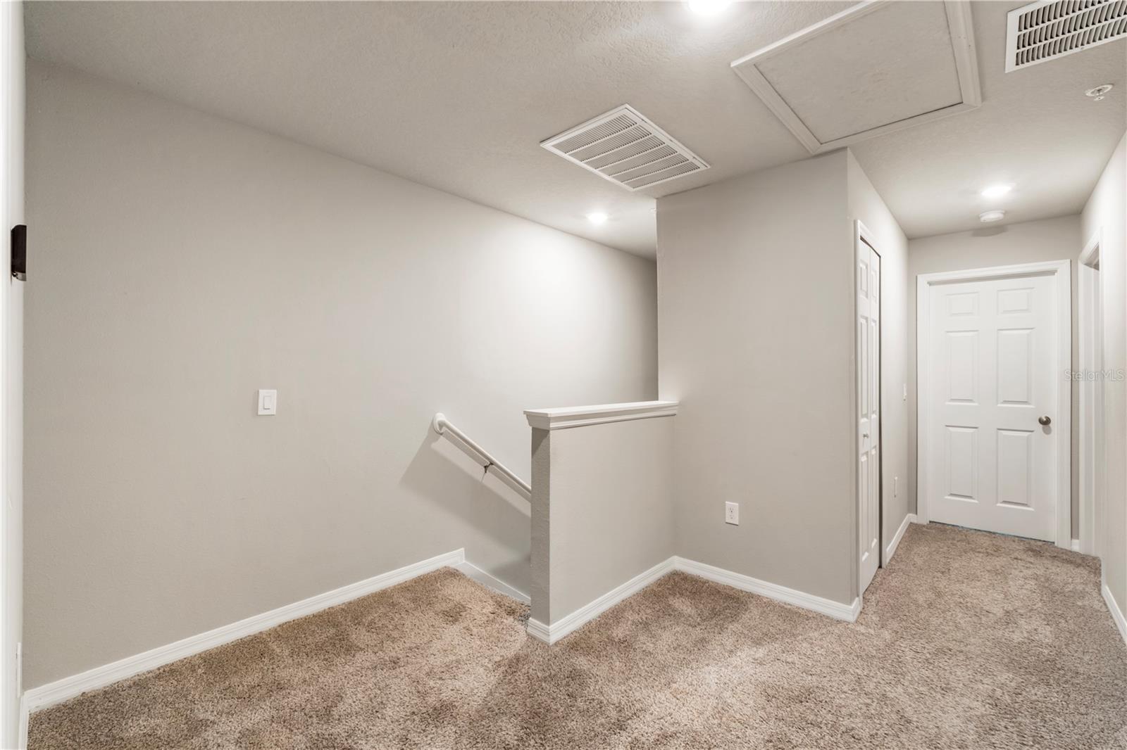 PRAIRIE MDWS - Residential