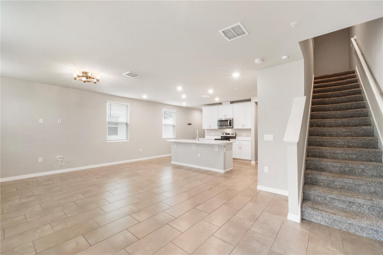 PRAIRIE MDWS - Residential