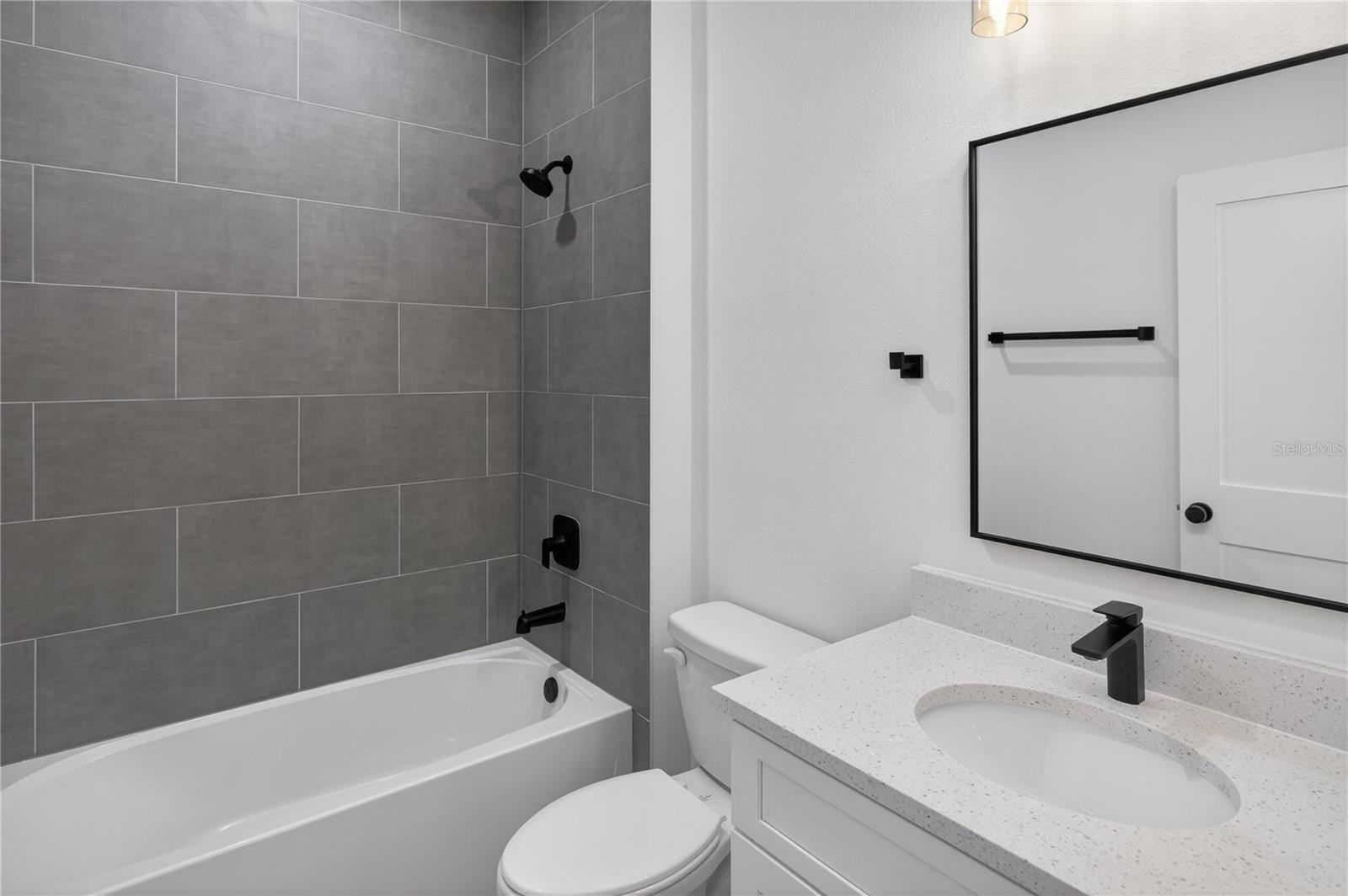 CITRUS SPGS UNIT 09 - Residential Lease