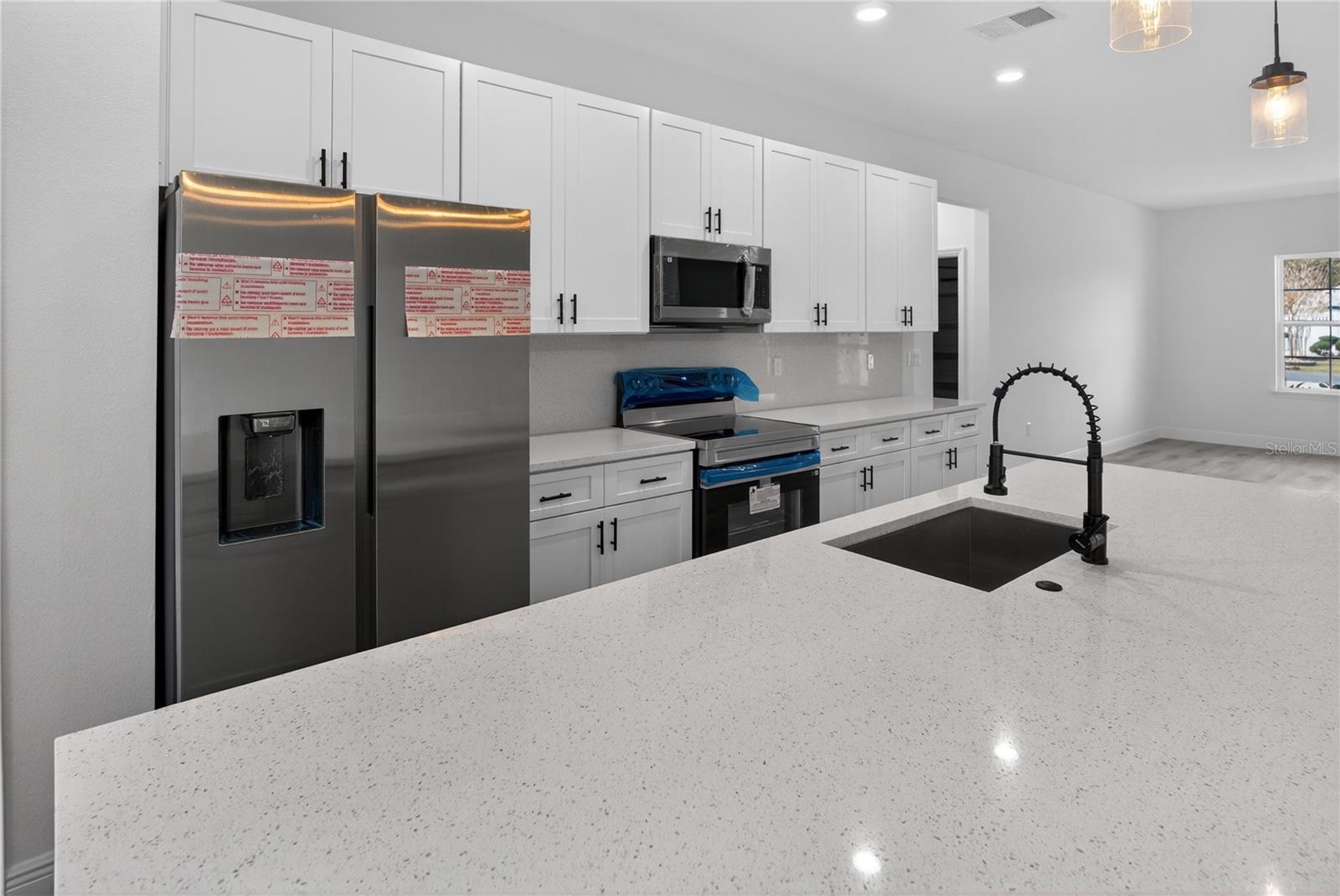 CITRUS SPGS UNIT 09 - Residential Lease